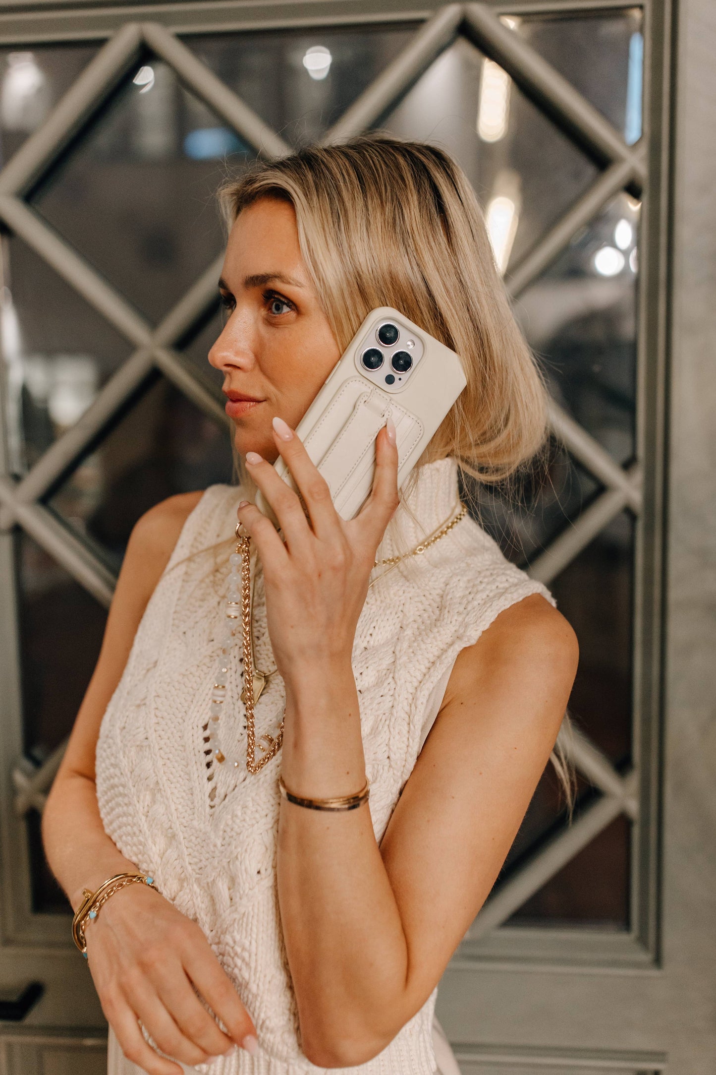 Off White Hoop Phone Wallet