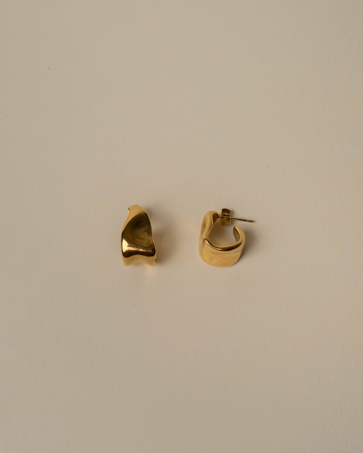 Chunky Organic Open Hoops Gold