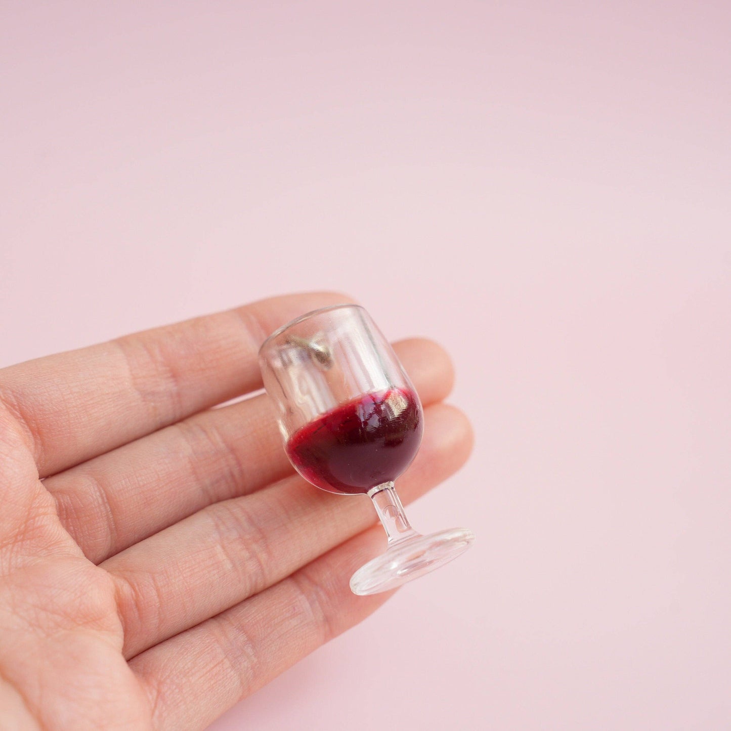 Glass of Red Wine Keychain | Wine Lover Gift | Miniature Food Key Chain | Drinks Keyring | Cute Accessories
