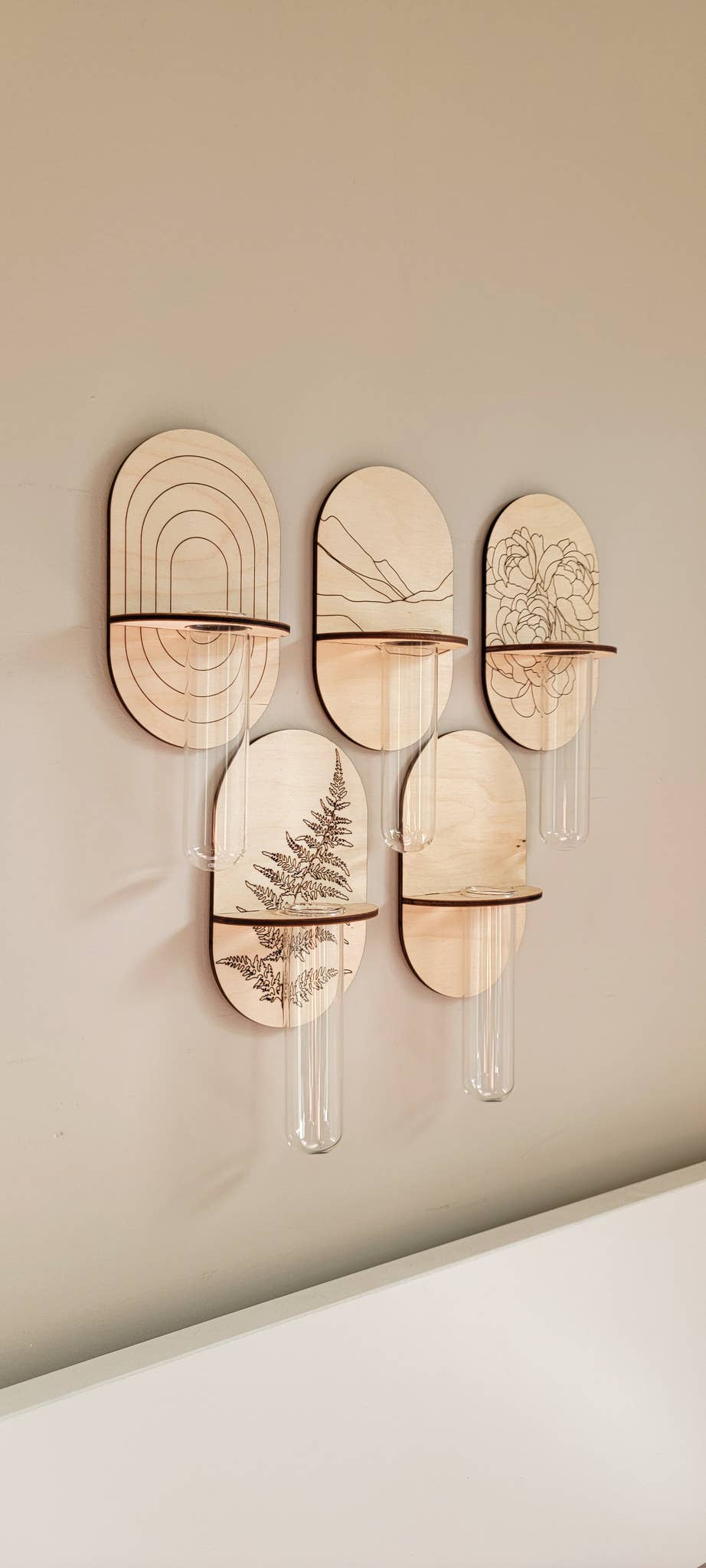 Bellamy Home Studio - Propagation Wall Holder - Mountain Range