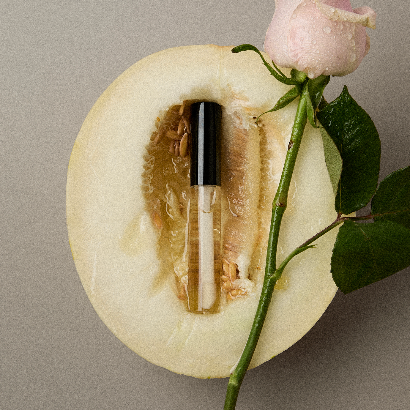 Lip oil Melondew and Rose