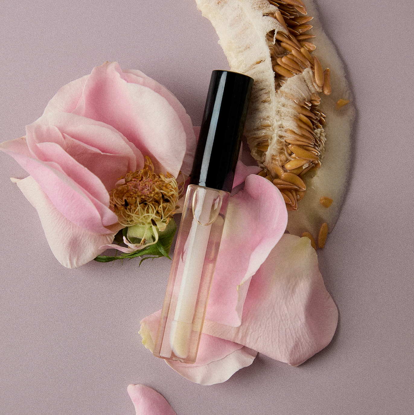 Lip oil Melondew and Rose