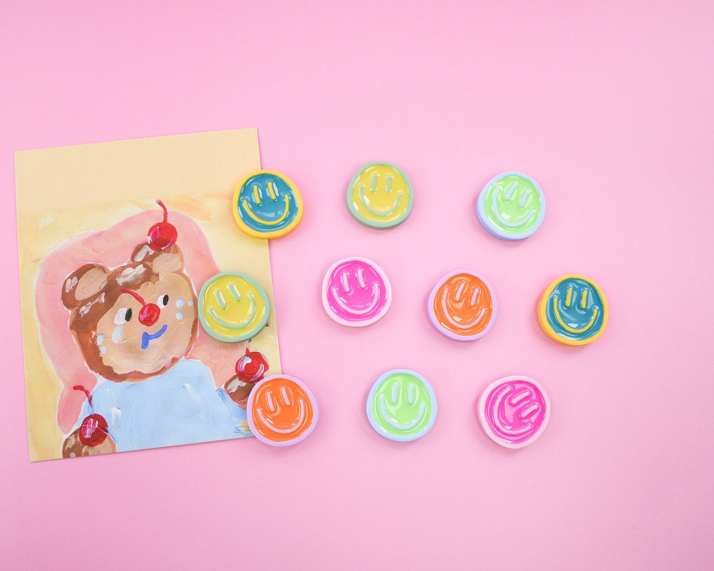 Pastel Smiley Face Pin | Smiley Face Brooch | Colourful Pin Badge | Smile Accessories | Cute Pin for Backpacks and Hats | Gift for Friends