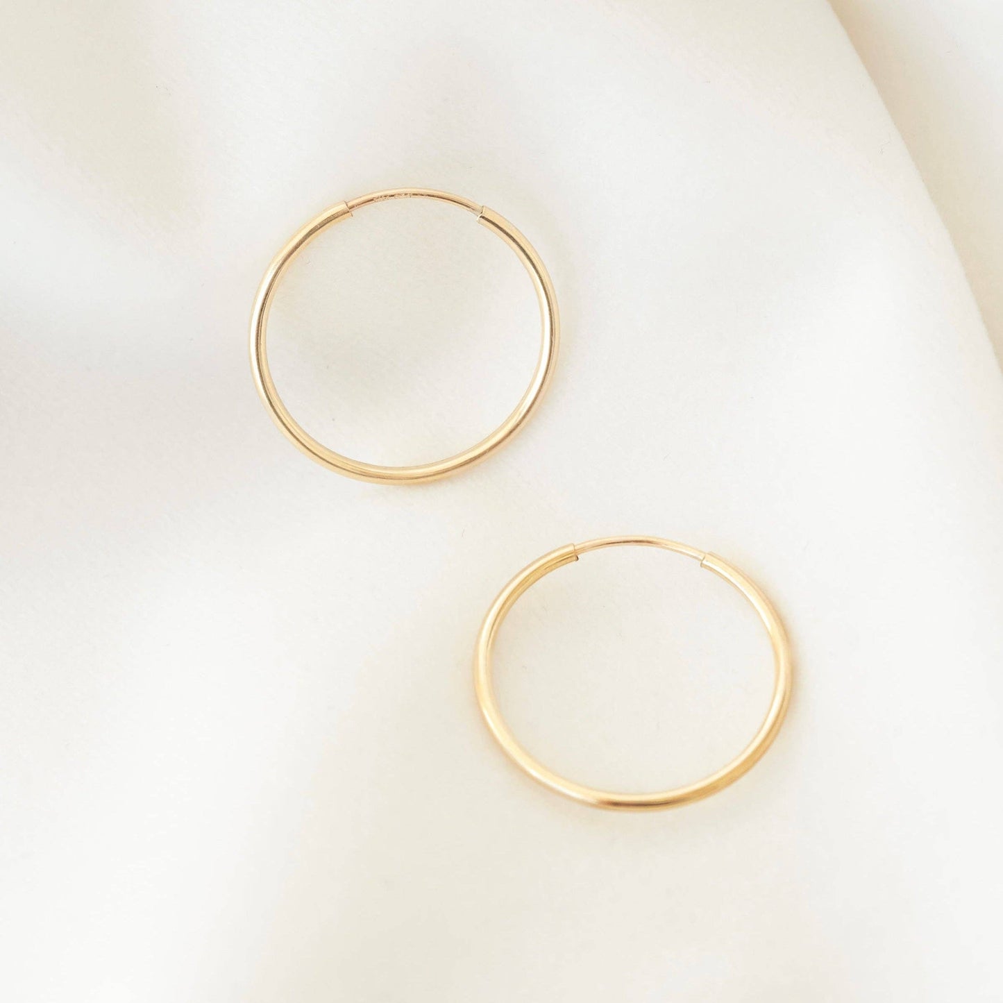 Thin Hoops