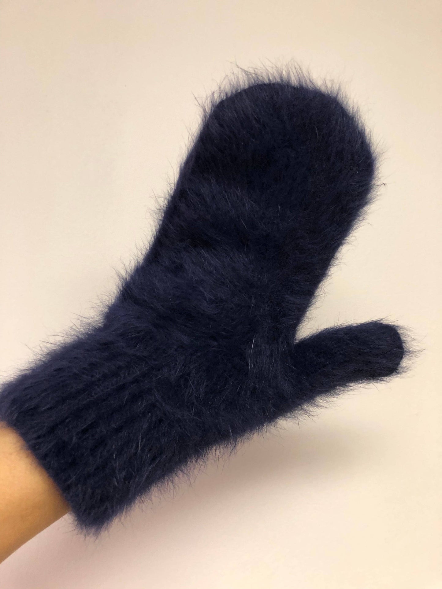 Billy Bamboo - Fluffy Angora Mittens