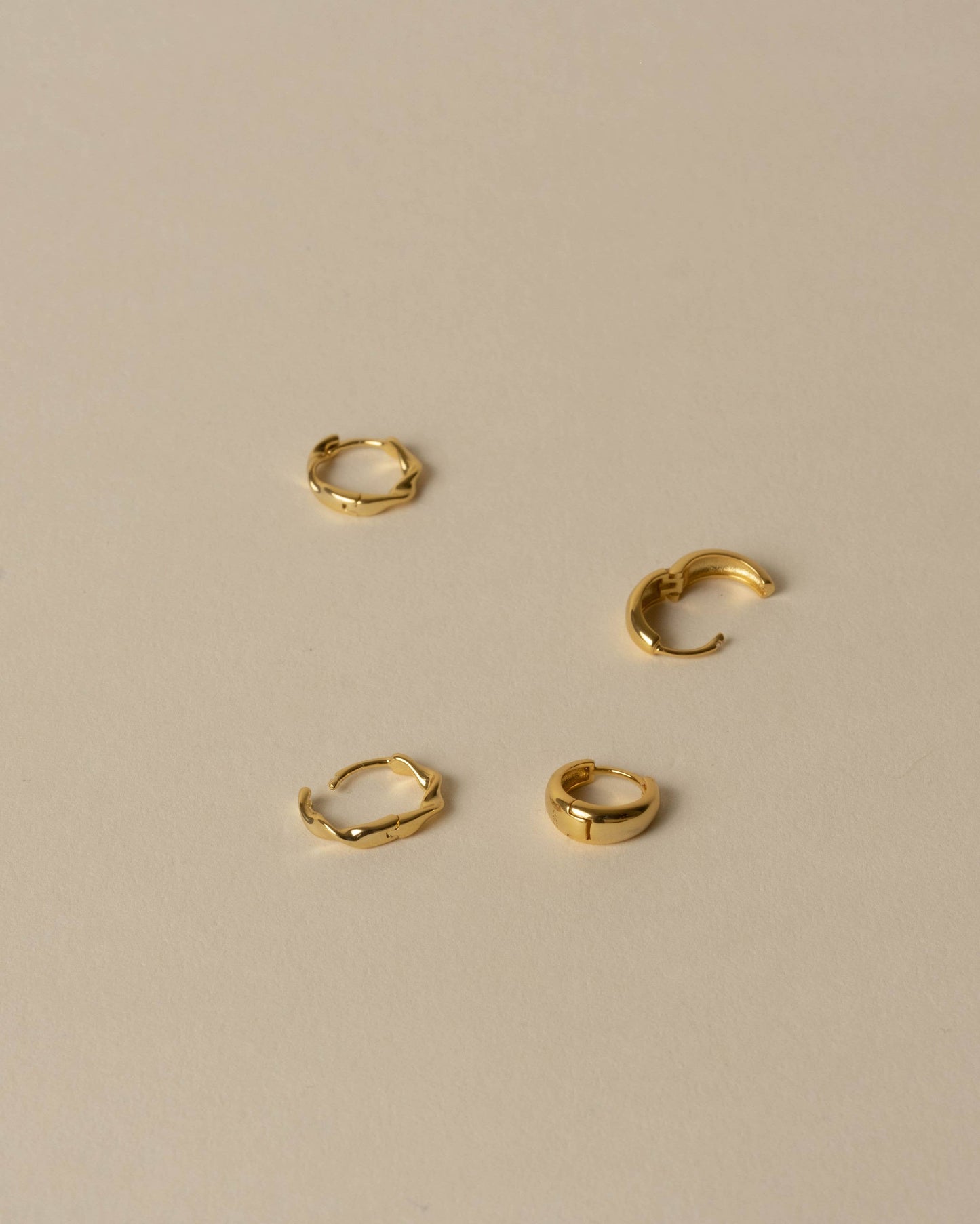 Rory Twist and Thick Gold - Set of Two Hoops