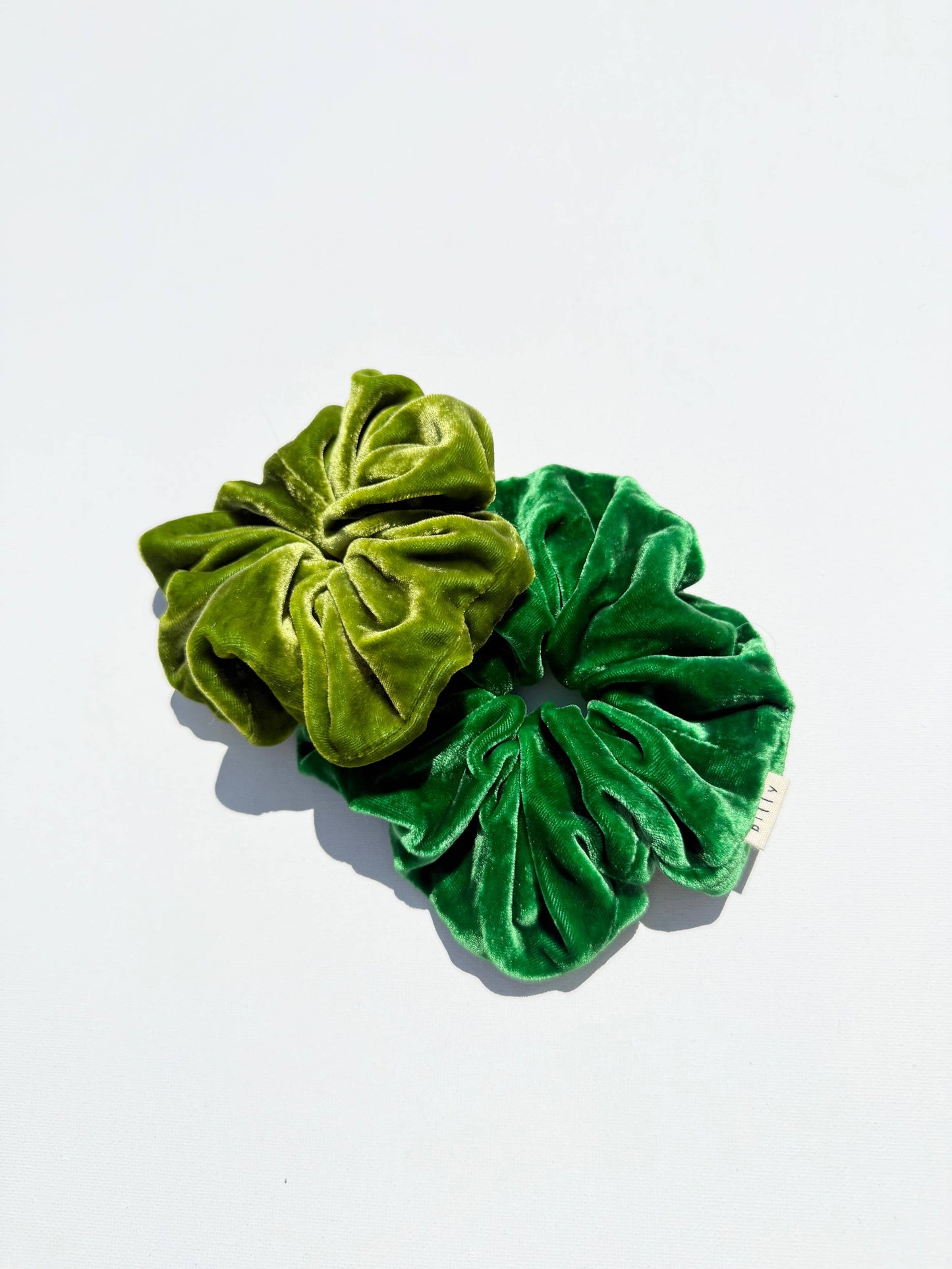 Billy Bamboo SILK VELVET SCRUNCHIES - crystal bright