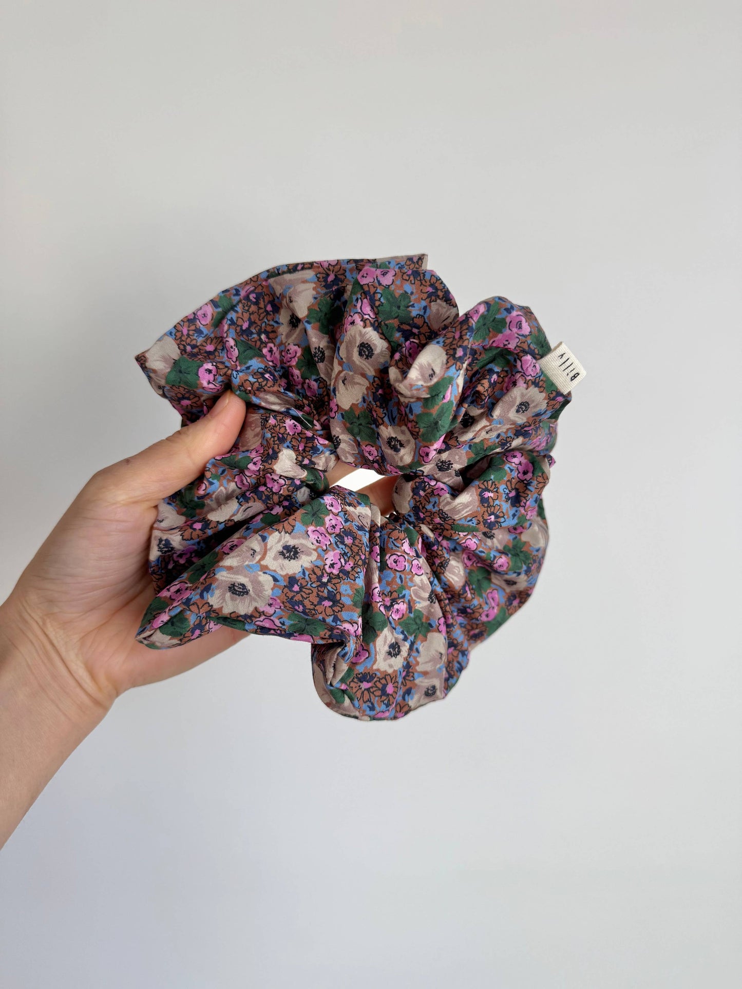 PRINCE EDWARD ISLAND FLORAL SCRUNCHIES