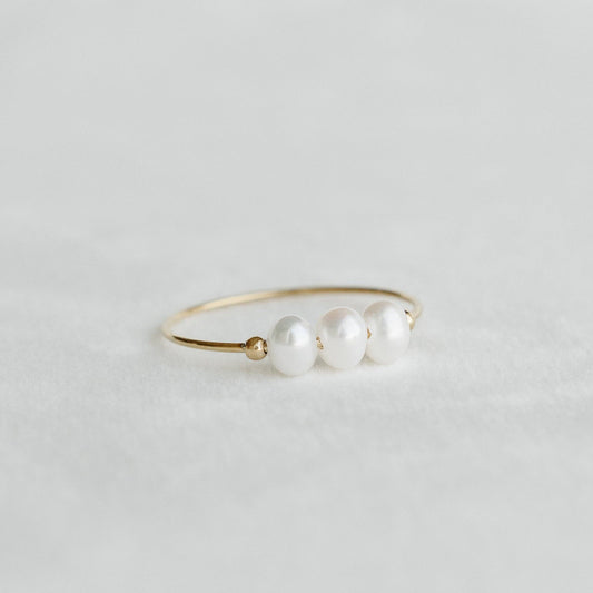 Luna Trio Pearl Ring