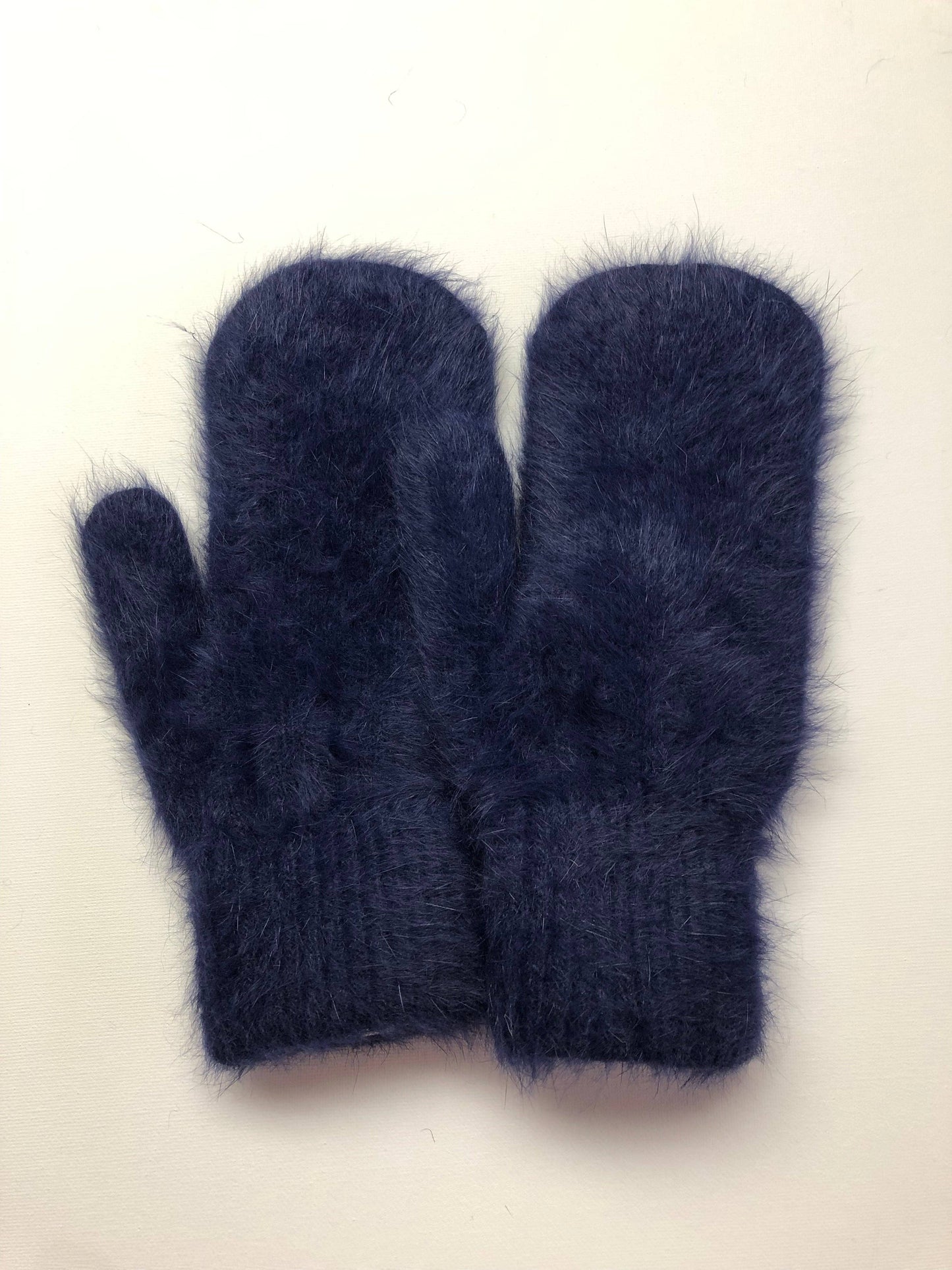 Billy Bamboo - Fluffy Angora Mittens