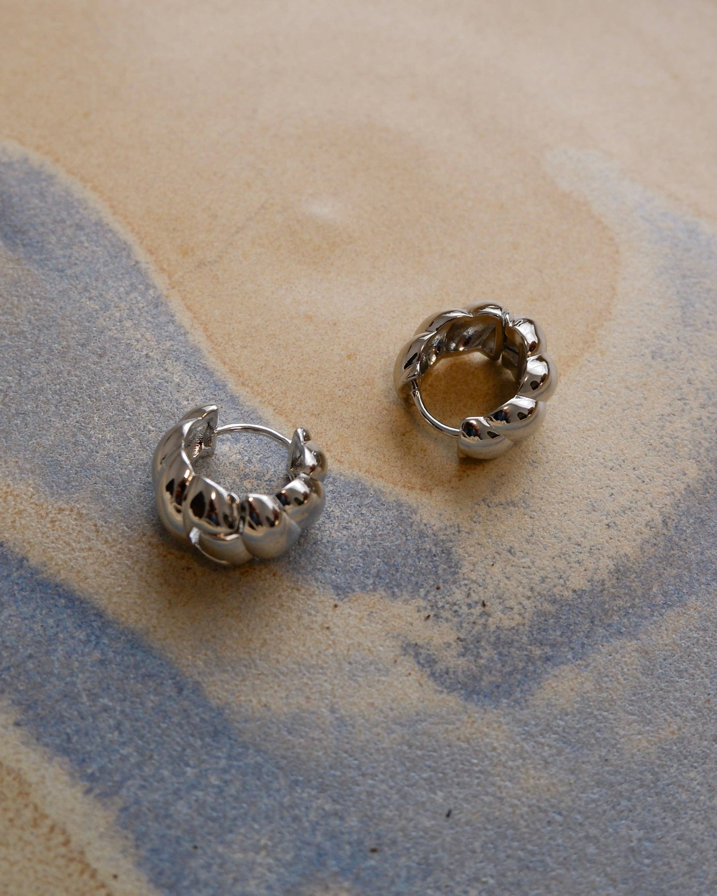 Arya Thick Twisted Hoops