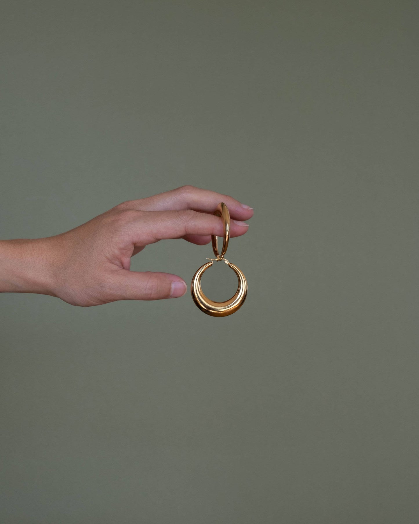 Emilia XL Voluptuous Hoops