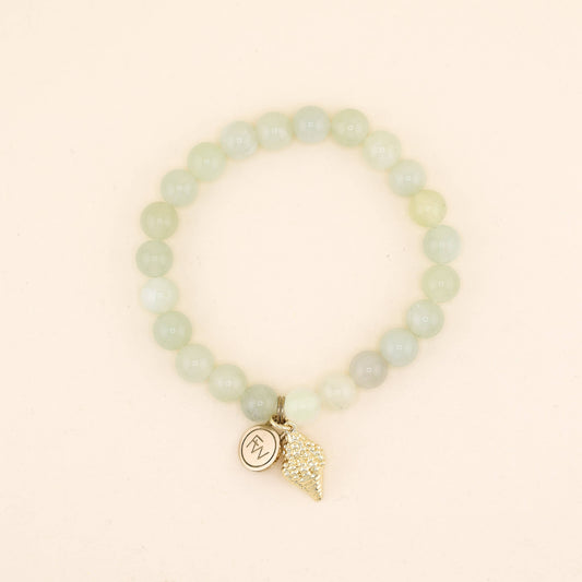 Conch Shell Charm Bracelet in Natural Jade