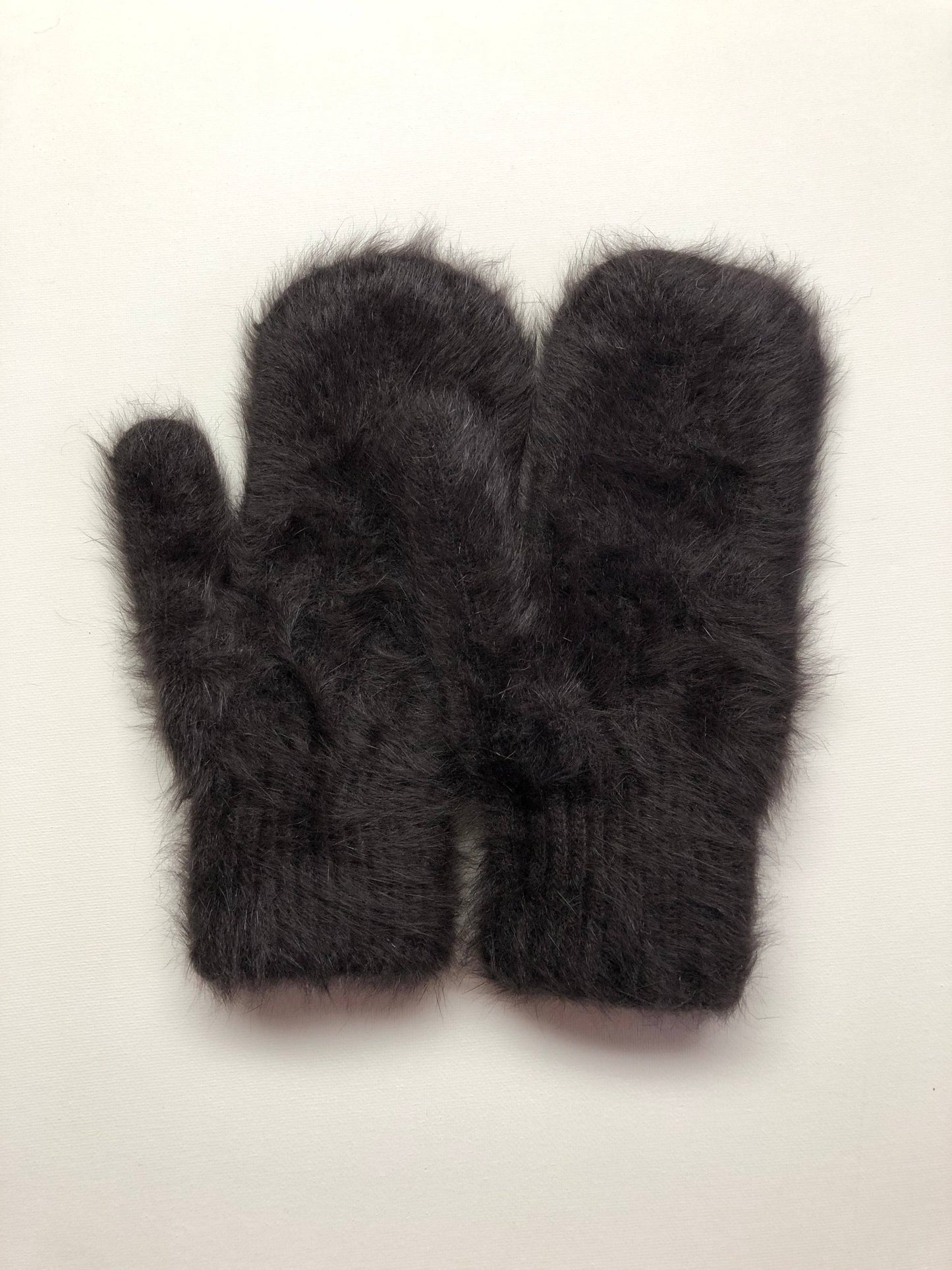 Billy Bamboo - Fluffy Angora Mittens