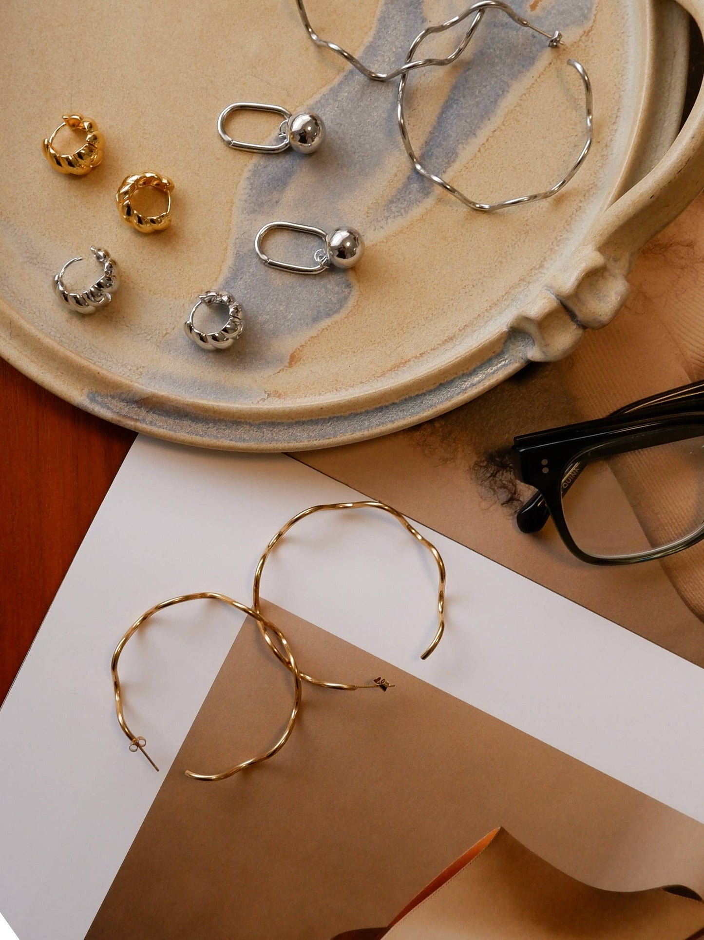 Arya Thick Twisted Hoops