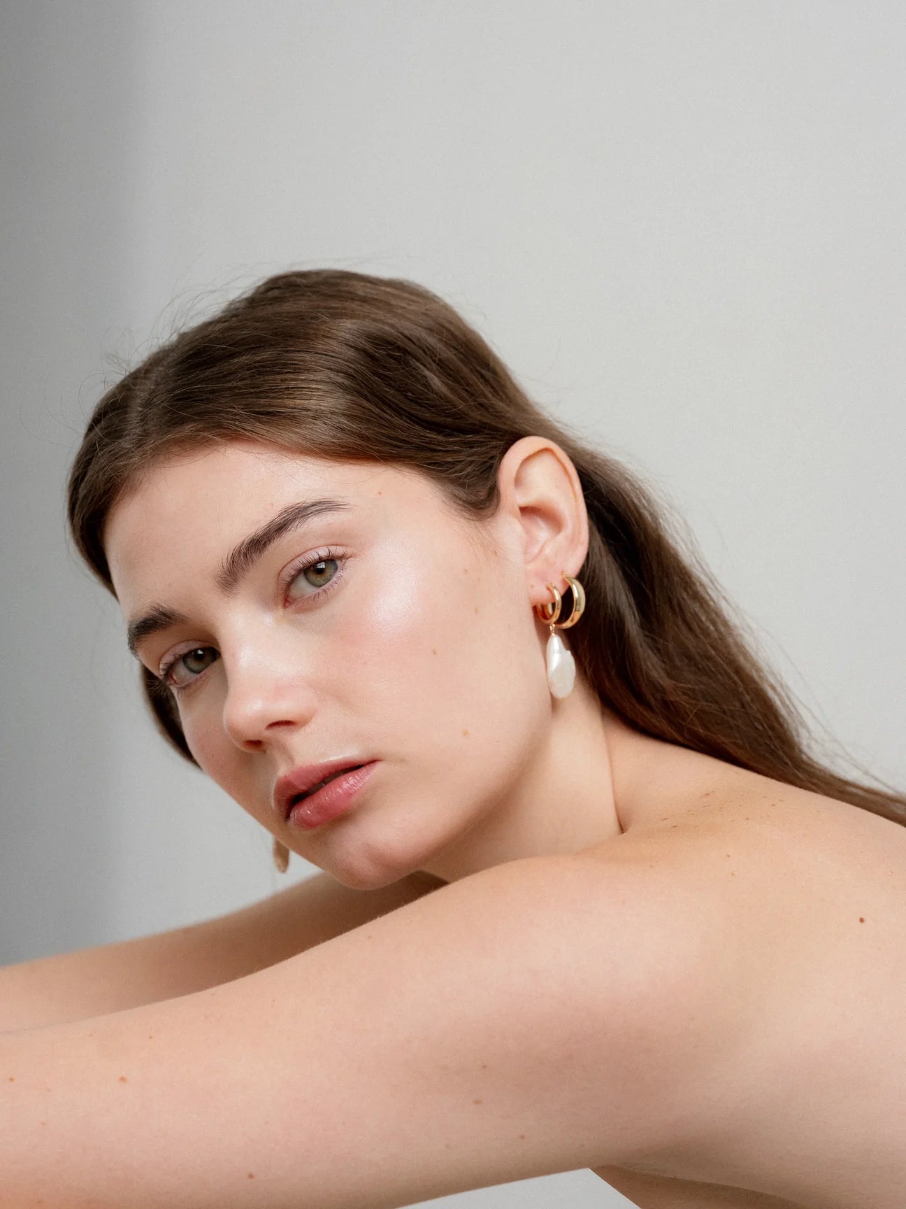 Lisbeth Ashlin Hoops