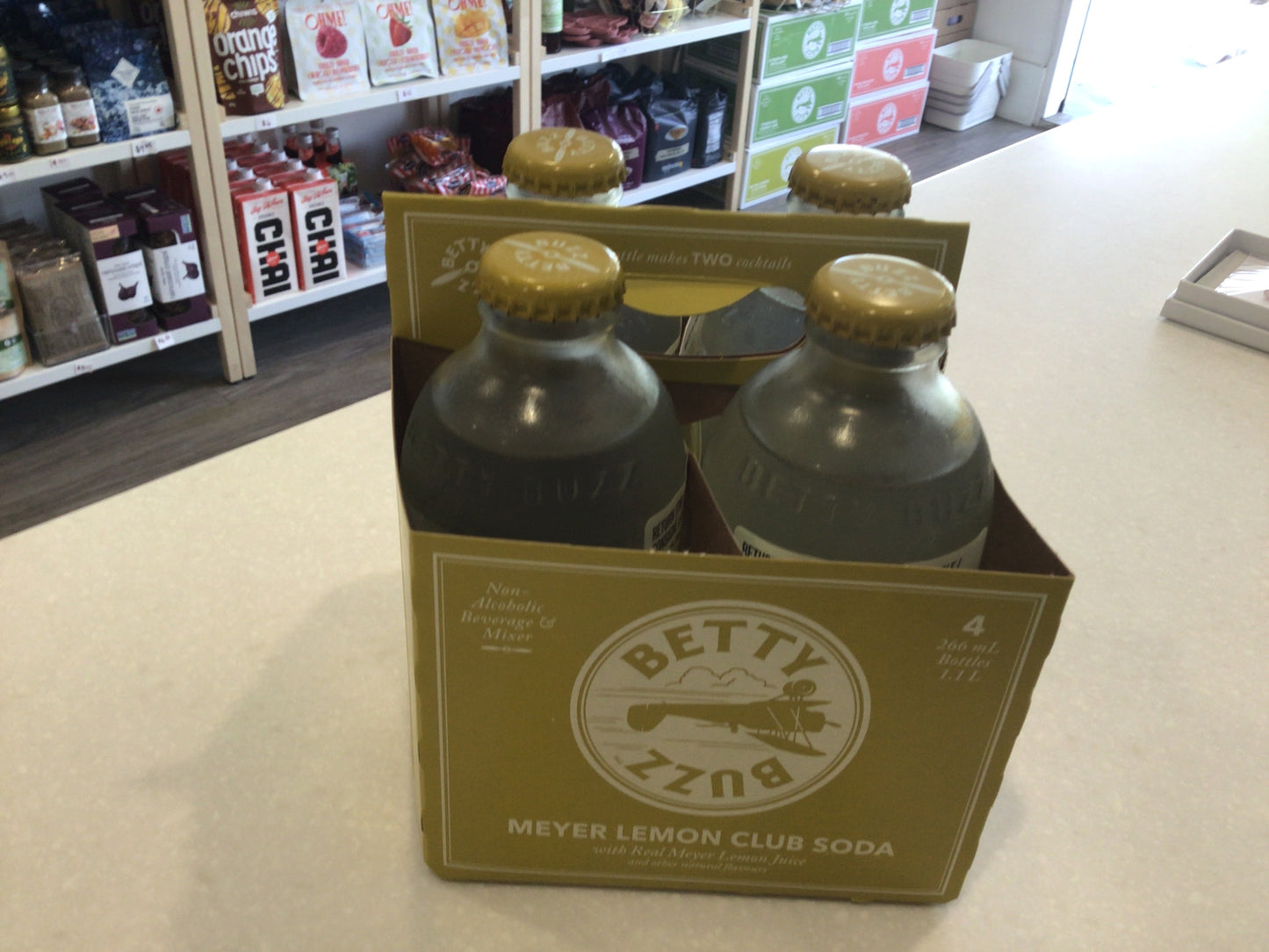 Betty Buzz Lemon Club Soda 4 pack