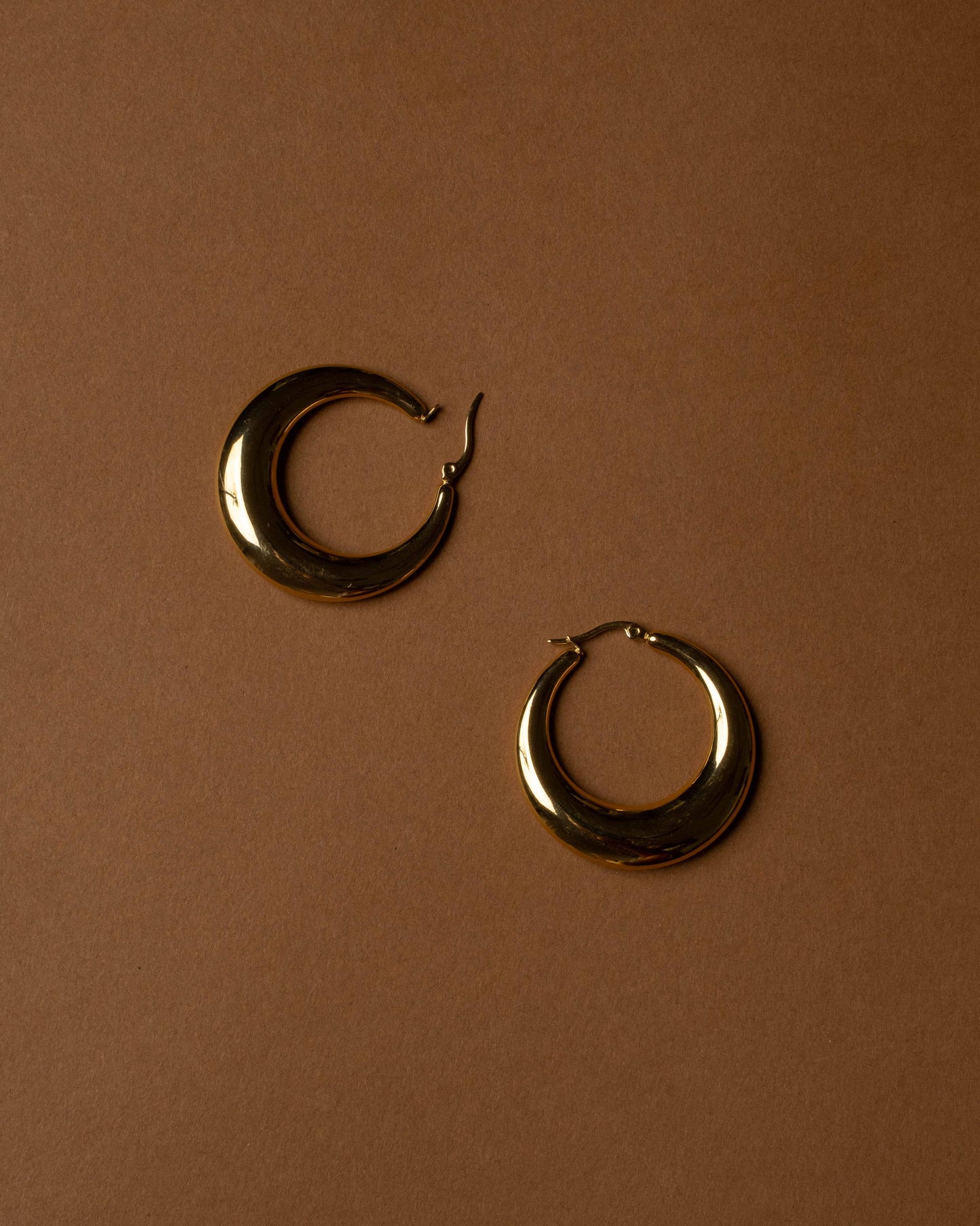 Emilia XL Voluptuous Hoops