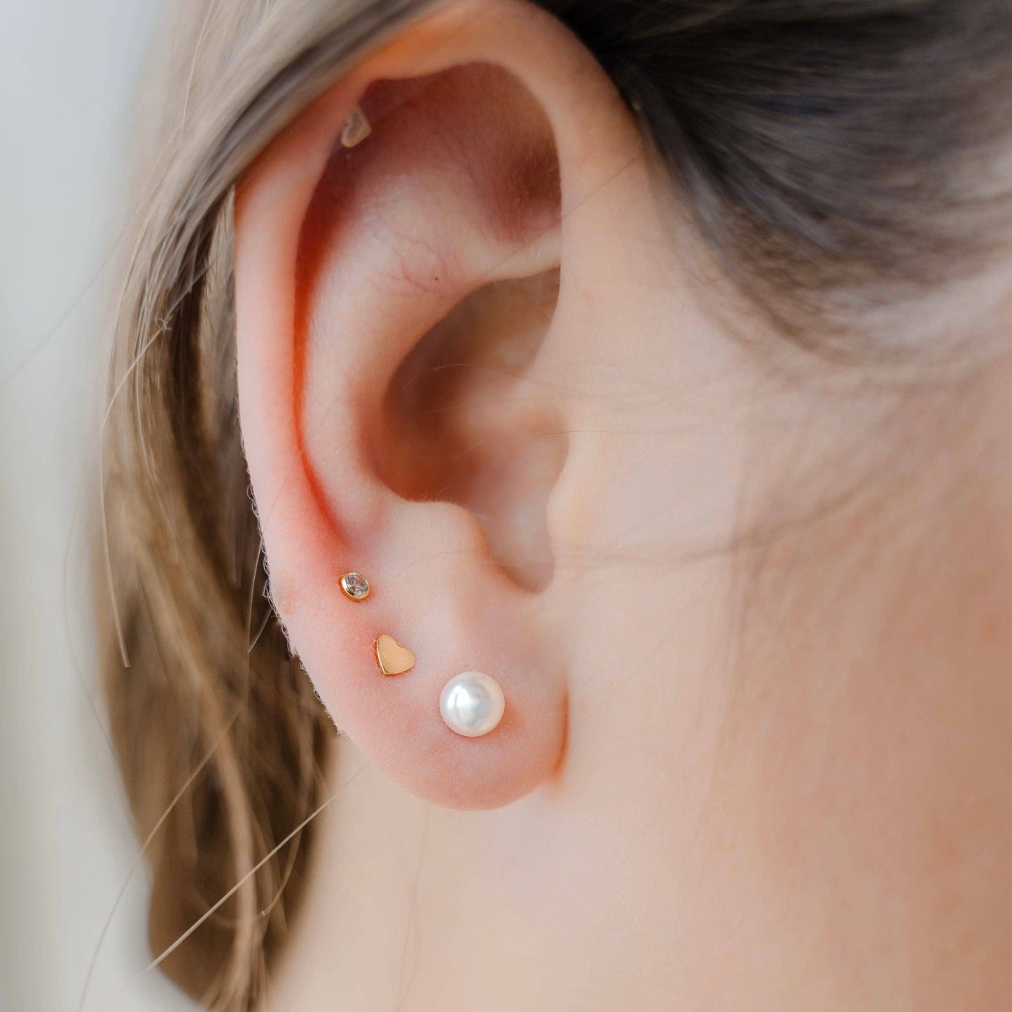 Pearl Studs