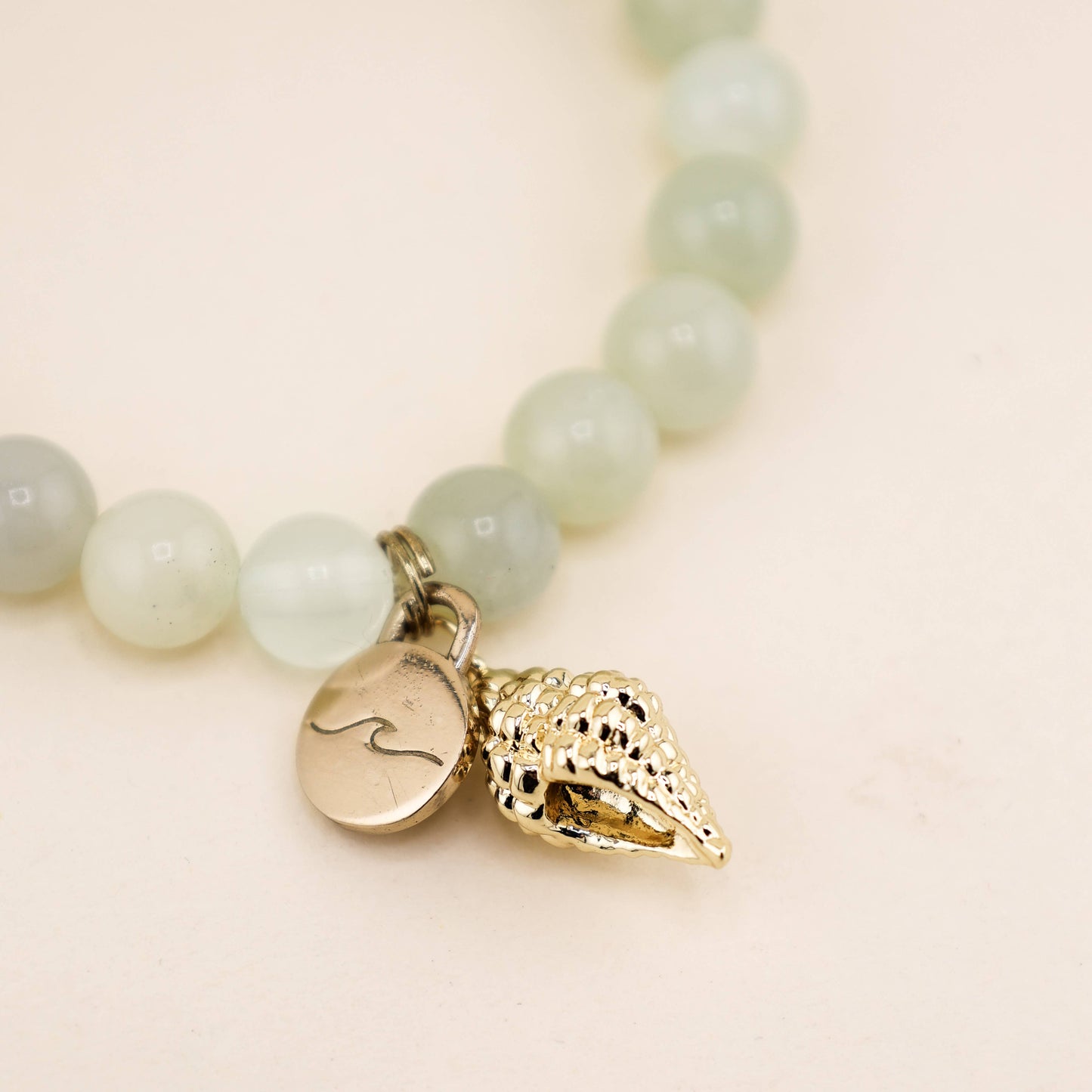 Conch Shell Charm Bracelet in Natural Jade
