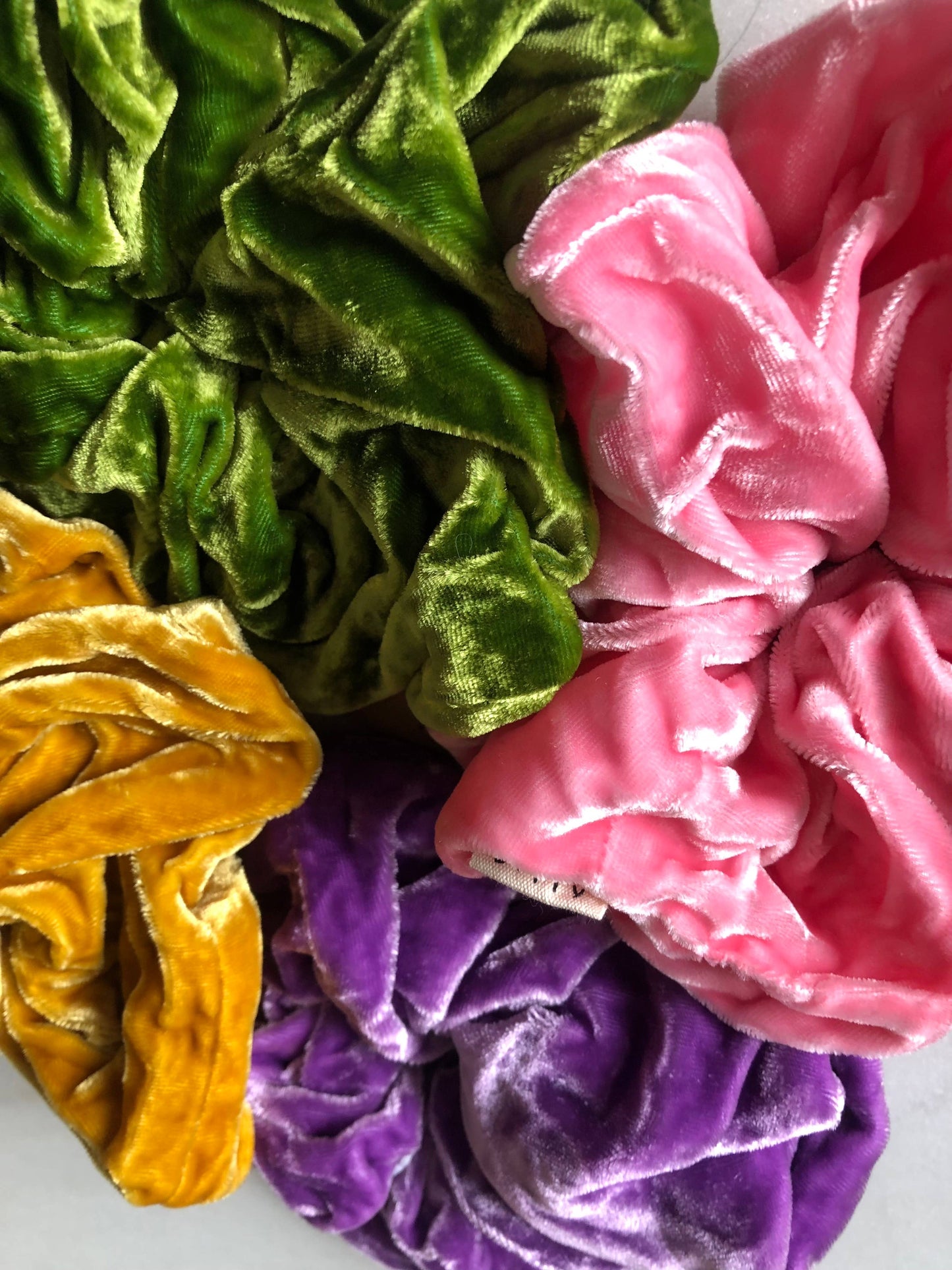 Billy Bamboo SILK VELVET SCRUNCHIES - crystal bright