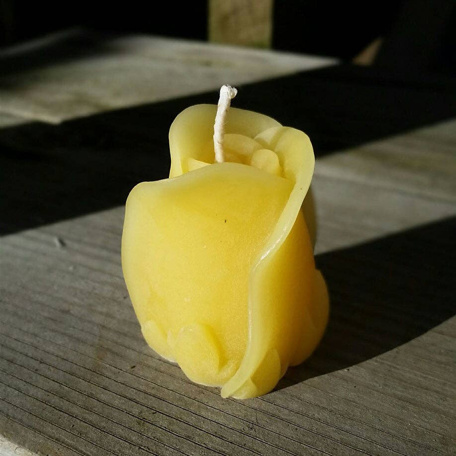 East Van Rose Bud - 100% Beeswax Candle