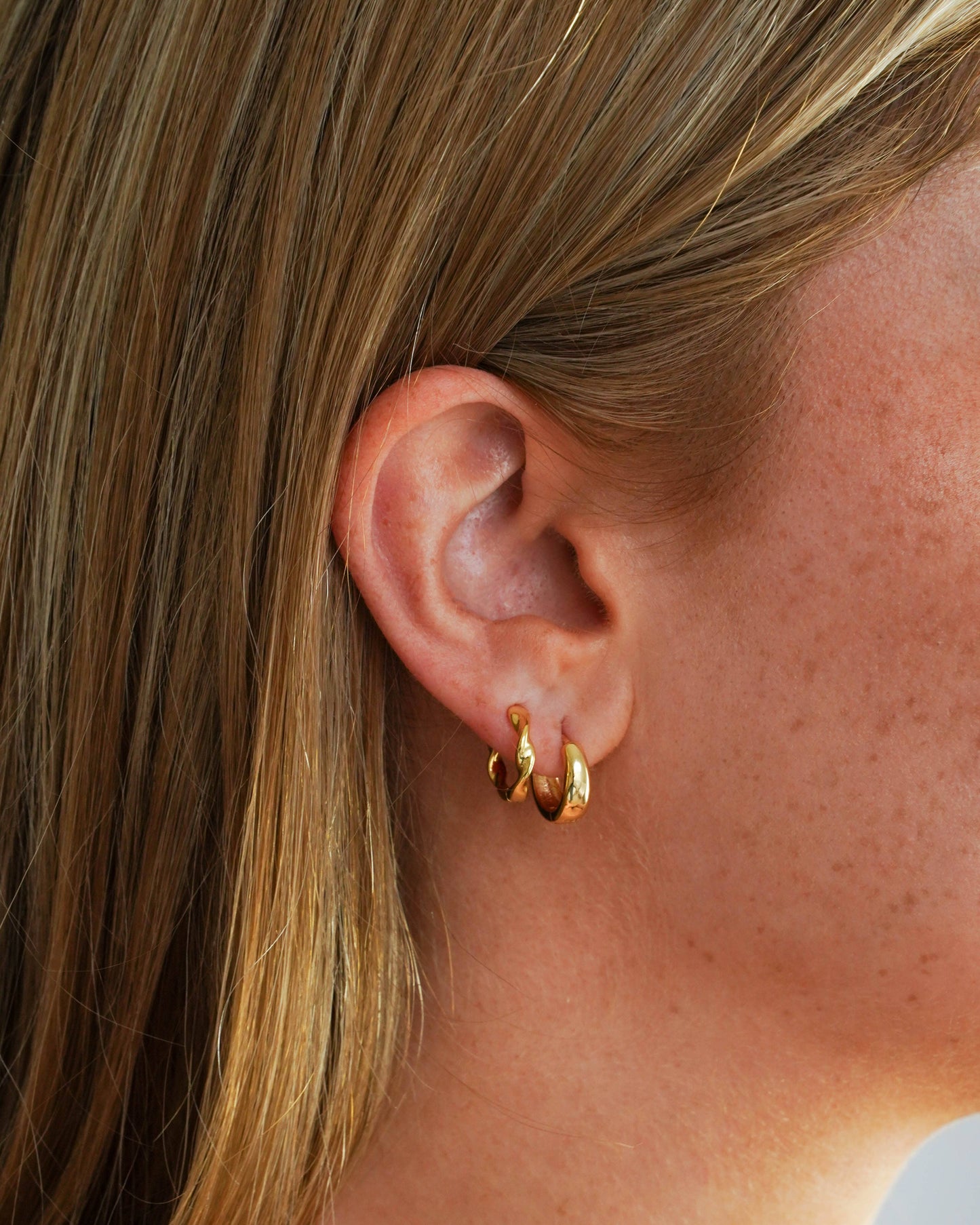 Rory Twist and Thick Gold - Set of Two Hoops